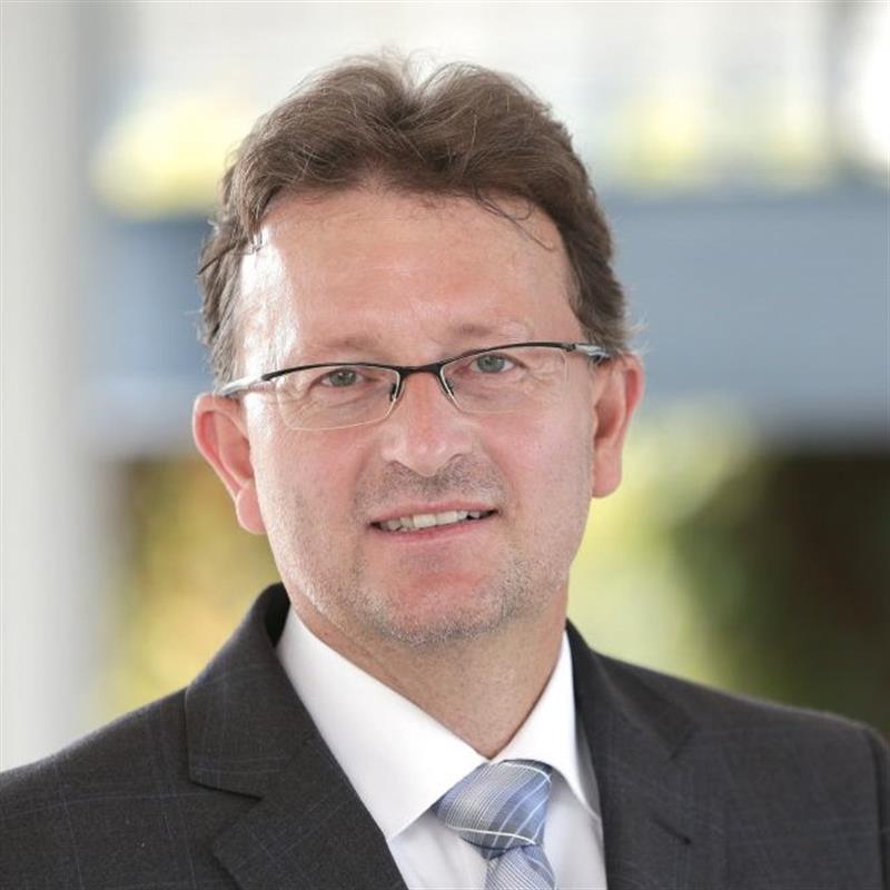 Prof. Dr. Stefan Eicker