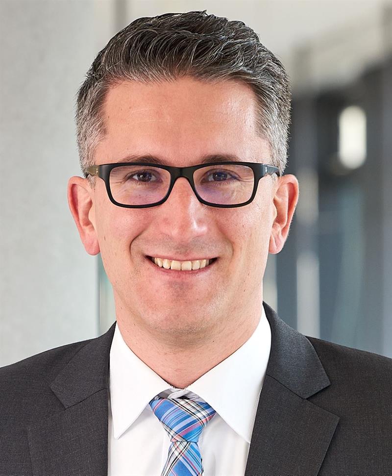 Prof. Dr. Sven Laumer